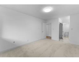 304 1360 Martin Street, White Rock, BC V4B3W5 Photo 5