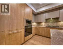 Bedroom - 9654 Benchland Drive Unit 201, Lake Country, BC V4V0C5 Photo 4