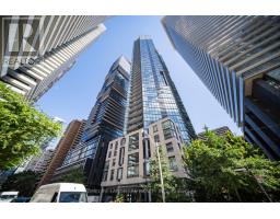 5202 45 Charles Street E, Image 2