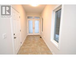 Living room - 5991 Kate Avenue, Niagara Falls, ON L2H0M9 Photo 2