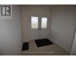 Family room - 29 Palace Street, Thorold, ON L2V0J7 Photo 2