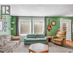 Kitchen - 4603 55 Street, Rycroft, AB T0H3A0 Photo 4