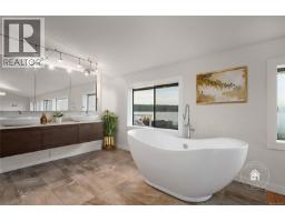 Bedroom - 7850 Shangri La Rd, Lantzville, BC V0R2H0 Photo 4