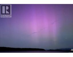 Ensuite - 7850 Shangri La Rd, Lantzville, BC V0R2H0 Photo 5