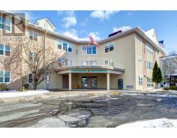 Living room - 303 8 Huron Street, Kawartha Lakes, ON K9V6K3 Photo 3