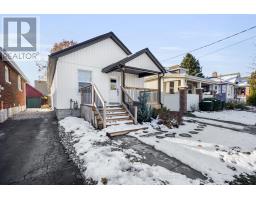 Bedroom - 133 Emery Street E, London South, ON N6C2C9 Photo 3
