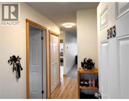 Bathroom - 203 250 Hemlock St, Ucluelet, BC V0R3A0 Photo 3