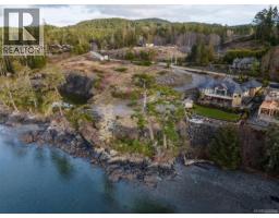 7078 East Sooke Rd, Sooke, BC V9Z1C1 Photo 2
