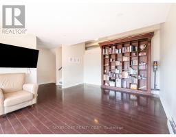 Kitchen - 118 244 Milestone Crescent, Aurora, ON L4G3M2 Photo 4