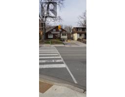 600 The Queensway Toronto W 7 Way, Toronto, ON M8Y1K1 Photo 2