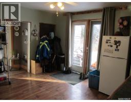 Living room - 4 Railway Avenue, Aylsham, SK S0E0C0 Photo 2