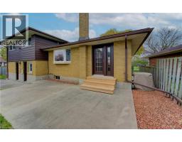 Primary Bedroom - 26 Camden Place, Kitchener, ON N2B1P8 Photo 5
