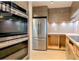 3 D 328 Taylor Way, West Vancouver, BC V7T2Y4 Photo 2