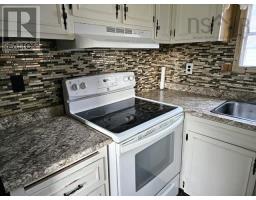 186 Hartz Point Road, Image 3