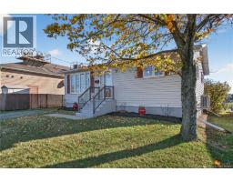 500 Champlain, Dieppe, NB E1A1P4 Photo 2