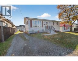 500 Champlain, Dieppe, NB E1A1P4 Photo 3