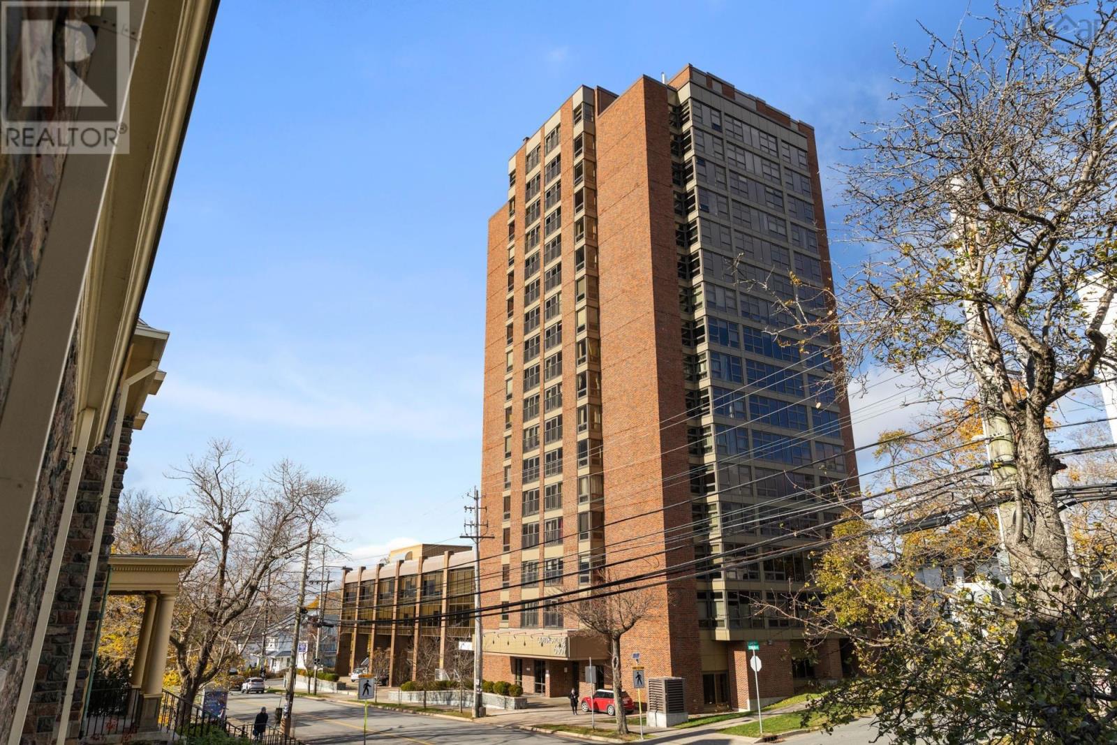 202 6369 Coburg Road