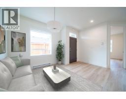 Kitchen - 200 Acacia St, Parksville, BC V9P1H3 Photo 5