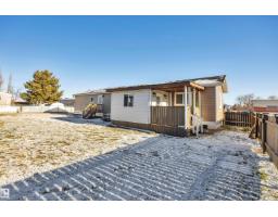 Bedroom 2 - 48 Calmar Mobile Home Park, Calmar, AB T0C0V0 Photo 4