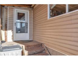 Bedroom 2 - 21 Calmar Mobile Home Park, Calmar, AB T0C0V0 Photo 4
