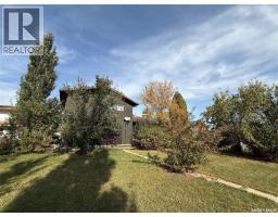 Dining room - 909 Larson Crescent, Eston, SK S0L1A0 Photo 3