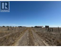 Living room - 14515 Range Road 93, Rural Cypress County, AB T0B1C0 Photo 5