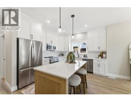 3pc Bathroom - 29 Weymouth Street Unit 18, Elmira, ON N3B0G3 Photo 4