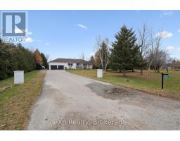 Bedroom 4 - 7223 Wellington Rd 51 Road, Guelph Eramosa, ON N0B1B0 Photo 3