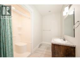 3pc Ensuite bath - 51 Auberry Street, Moncton, NB E1G5V1 Photo 4