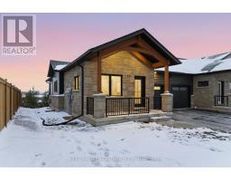 Bathroom - Unit 17 29 Weymouth Street, Woolwich, ON N3B0G3 Photo 2