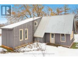 Dining room - 7237 6 7 Sideroad Nottawasaga, Clearview, ON L0M1G0 Photo 2