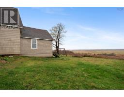 Bath (# pieces 1-6) - 230 Victoria Street E, Amherst, NS B4H1Y9 Photo 5