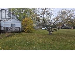 Living room - 23 Route 276, Giants Lake, NS B0H1N0 Photo 4