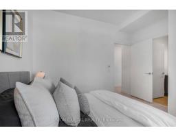 319 500 Dupont Street, Image 3