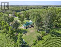 Family room - 651 The Glen Road, Kawartha Lakes, ON K0M2T0 Photo 2