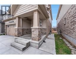 Kitchen - 121 Steeplechase Way, Waterloo, ON N2K0E7 Photo 4