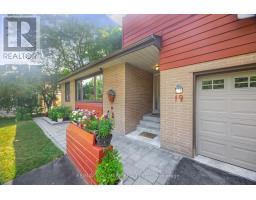 19 Talwood Drive, Image 2