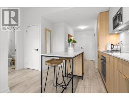 327 220 Missinnihe Way, Mississauga, ON L5H0A9 Photo 4