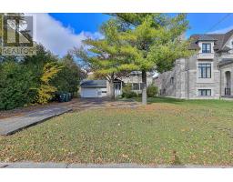 160 Cummer Avenue, Image 3