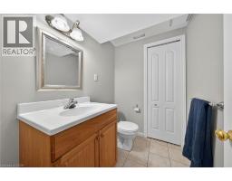 Full bathroom - 7 Southside Place Unit 23, Hamilton, ON L9C7W6 Photo 5