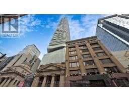 5702 197 Yonge Street, Image 2