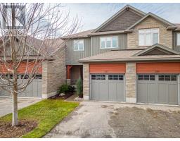 Living room - 122 Conservation Way, Collingwood, ON L9Y0G9 Photo 2