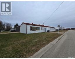 2pc Bathroom - 250 4th Avenue, Broadview, SK S0G0K0 Photo 3