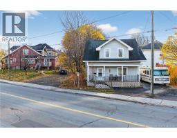 4pc Bathroom - 296 Mountain, Moncton, NB E1C2M1 Photo 2
