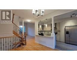 17 Oceanview Street, Richmond Hill, ON L4S2J9 Photo 5