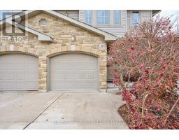 Recreational, Games room - 20 Harrison Street, Stratford, ON N5A0A4 Photo 2