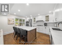 32 Beechwood Avenue, Image 2