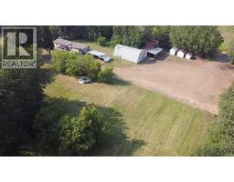 Living room - 670051 A Highway 813, Rural Athabasca County, AB T9S2A6 Photo 2