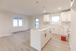 Bedroom - 37 Parkside Crescent, Mitchell, MB R5G2X3 Photo 5