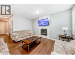 Kitchen - 512 Baysprings Lane Sw, Airdrie, AB T4B3X8 Photo 4